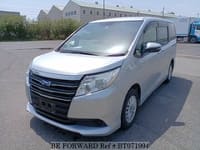 TOYOTA Noah Hybrid