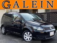 VOLKSWAGEN Golf Touran