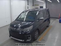 Used 2017 TOYOTA VOXY BT084410 for Sale