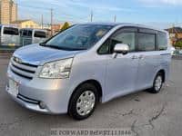 2009 TOYOTA NOAH