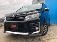 Used 2015 TOYOTA VOXY BT114748 for Sale