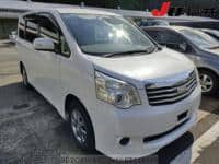 2011 TOYOTA NOAH X_L