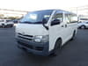 TOYOTA Hiace Van (2,032)