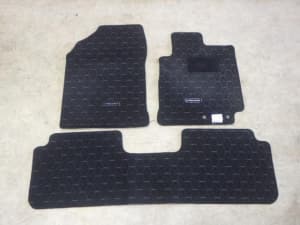 New Used Toyota Corolla Fielder Floor Mats Spare Parts Be
