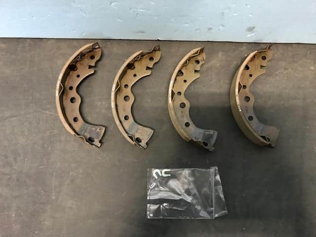 Recondition Nissan Sunny Brake Shoes 1998 GF-B15 AY360NS102