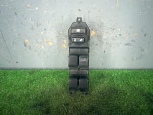 Power Window Switch TOYOTA IST 2007 DBA-NCP115 8482012530 (PA61454597) 
