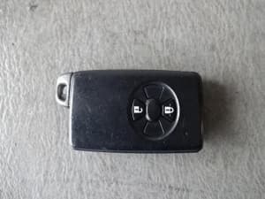 Keyless Entry Remote Control Key TOYOTA Ractis 2006 DBA-NCP100 (PA65012640) 