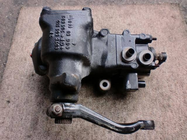 Used]BMW E38 7 Series GG35 Steering Gear Box 8075991108 - BE