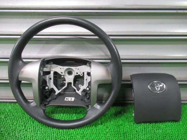 Used]Steering Wheel TOYOTA Voxy 4510028380B0 - BE FORWARD Auto Parts