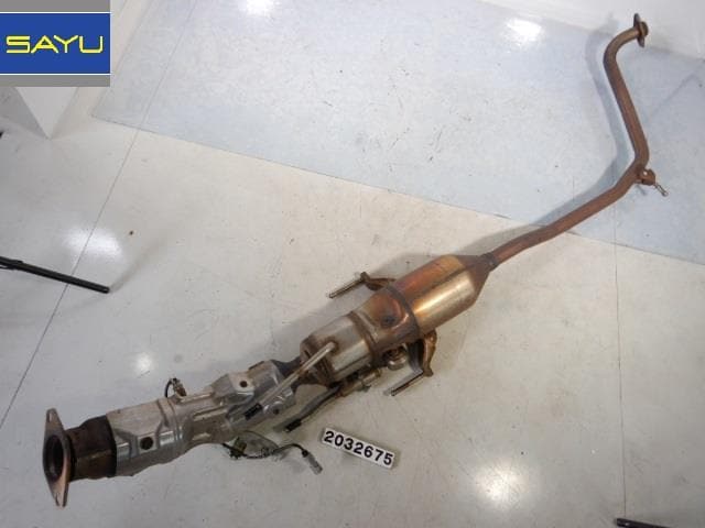 Used]Prius PHV ZVW35 Front exhaust pipe 1741037300 - BE FORWARD 