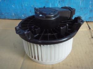 Blower Motor TOYOTA Vitz 2012 DBA-NSP130 8710352121 (PASKU183862) 
