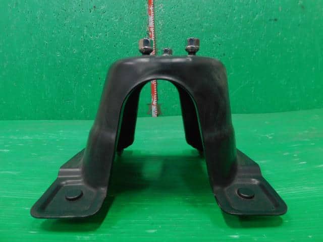 Recondition Honda CR-V Spare Tire Carriers 2006 CBA-RD7 68112S9A900