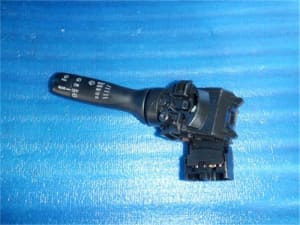 Switch TOYOTA Vitz 2010 CBA-NCP95 8465252191 (PA84341770) 
