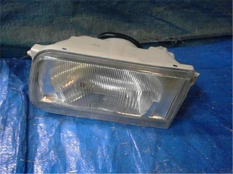 Used]Right Headlight SUZUKI Carry 1993 V-DD51T 3512185010 - BE