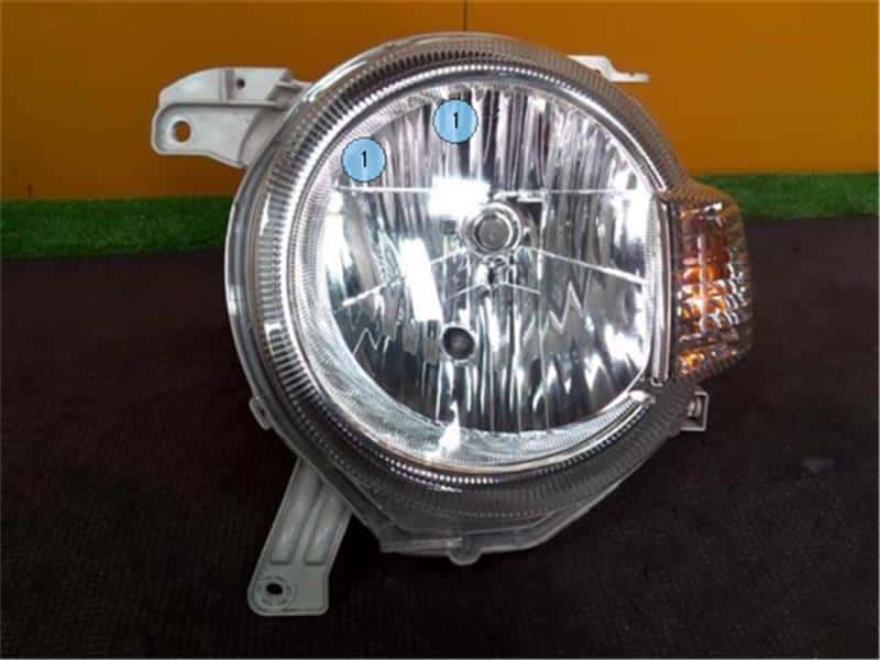 Used]Left Headlight DAIHATSU Mira cocoa 2010 DBA-L675S - BE
