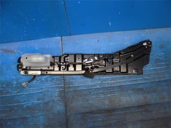 Used]Door Closer Motor SUZUKI Every 2005 ABA-DA64W - BE FORWARD