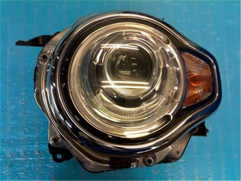 Used]Right Headlight SUZUKI Hustler 2016 DAA-MR41S - BE FORWARD