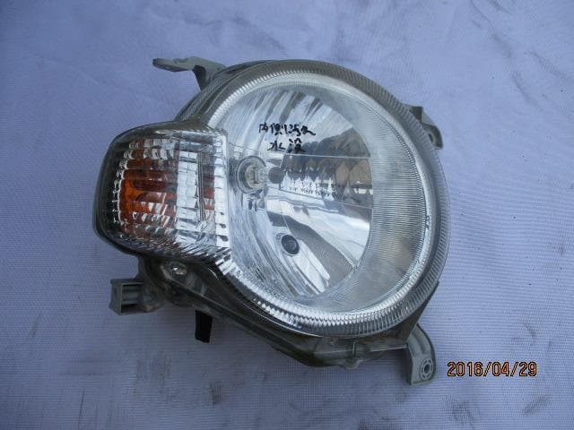 Used]Left Headlight DAIHATSU Mira cocoa 2014 DBA-L675S - BE