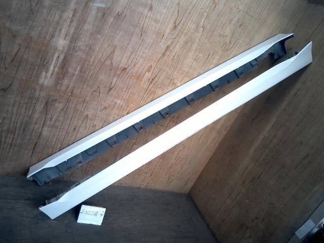 New & Used TOYOTA BB DBA-QNC21 Side Steps Spare Parts - BE