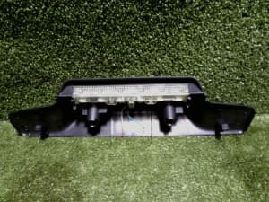 Third Brake Light TOYOTA Ractis DBA-NSP120 (PA98593970) 