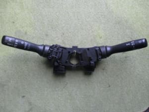 Combination Switch TOYOTA Vitz 2013 DBA-NSP130 (PA01758593) 