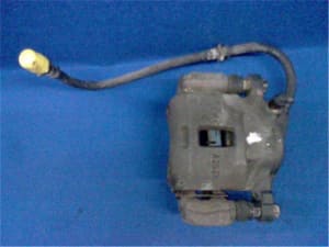 Front Left Brake Caliper SUZUKI Carry 1999 GD-DB52T (PA97959513) 