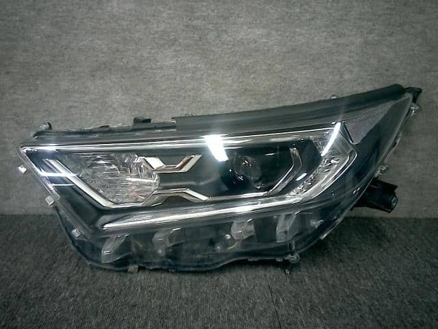 Used]Left Headlight TOYOTA RAV4 2020 6AA-AXAH54 8118542A23 - BE