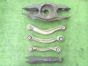 Rear Left Lower Control Arm MERCEDES-BENZ Benz c class 2013 DBA-204049 A2043503506 (PA101193961) 