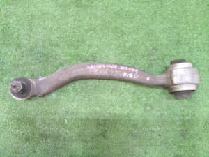 Front Left Lower Control Arm MERCEDES-BENZ Benz c class 2013 DBA-204049 A2043304311 (PA101194019) 