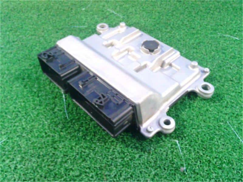 Used]Engine Control Unit / ECU DAIHATSU Atrai 7 2001 TA