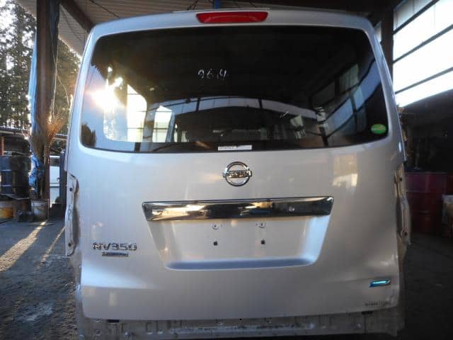 Used]Back Door Assembly NISSAN Nv350 caravan 2016 LDF-VW2E26