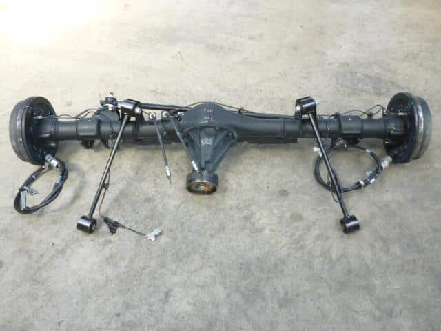 Used]Rear Differential Housing Assembly TOYOTA Townace Q