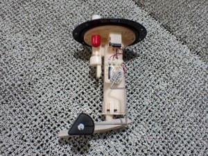 Fuel Pump TOYOTA Passo 2014 DBA-KGC35 23210B1100 (PA104985204) 