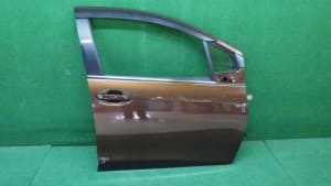 Front Right Door Assembly TOYOTA Vitz 2011 DBA-NSP135 6700152500 (PA107064829) 