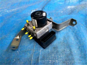 ABS Control Module TOYOTA Passo 2013 DBA-KGC35 44050B1200 (PA109043095) 