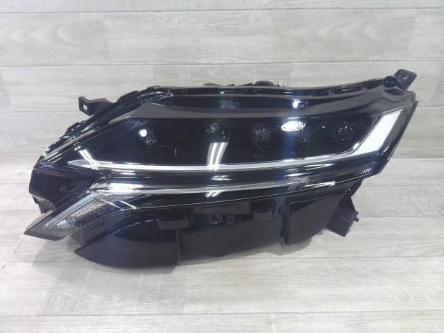 【aura】あ Used]Left Headlight NISSAN Aura 2023 6AA-FE13 260756XL2A - BE