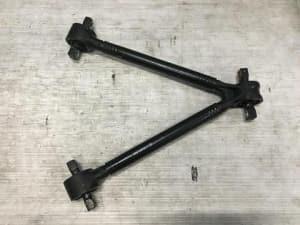  V Rod ISUZU Forward 15 8982390630 (PA111121368) 