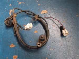 ABS Sensor TOYOTA IST 2004 CBA-NCP65 8954352010 (PA56162852) 