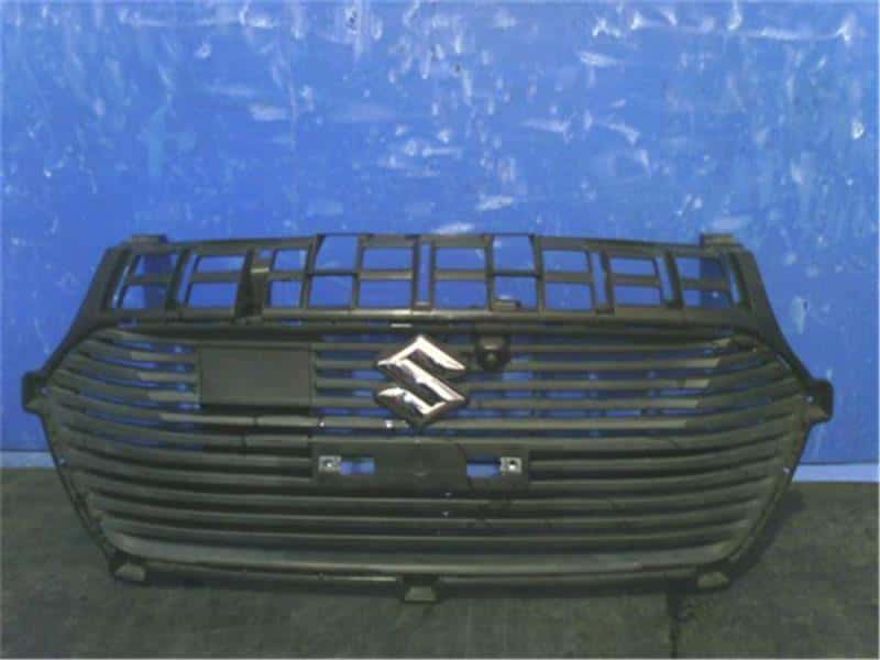 しと Used]Swift ZD83S Front Grille 7174052R70C48 - BE FORWARD Auto Parts