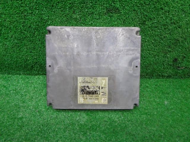Used]Engine Control Unit / ECU TOYOTA Dyna 2007 BDG-XZU338