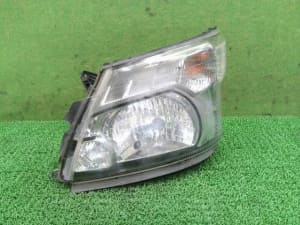Left Headlight HINO Dutro 2012 TKG-XZU710M 8115037410 (PA112908435) 