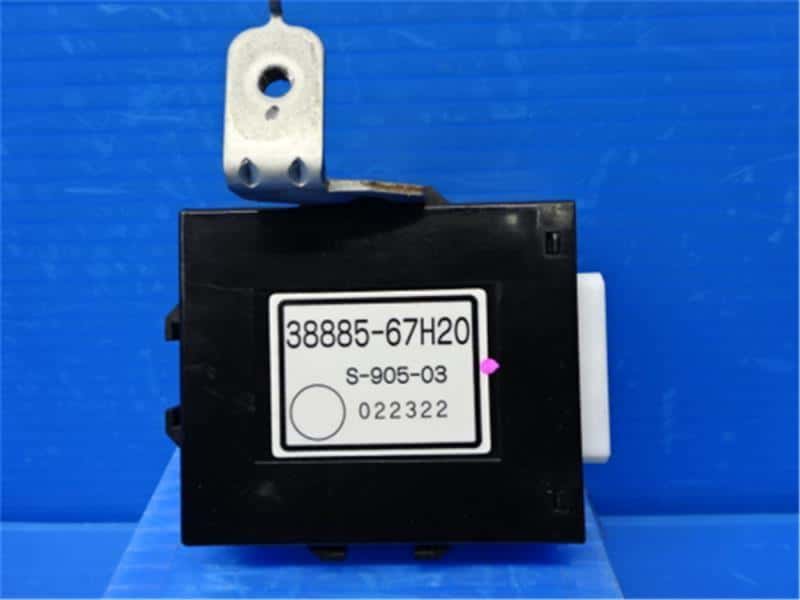 Used]4WD Computer SUZUKI Carry 1998 V-DD51T 3888550F10 - BE