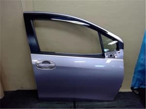Front Right Door Assembly TOYOTA Vitz 2011 DBA-NSP130 (PA90151988) 