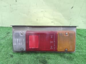 Right Tail Light HINO Dutro 8155037240 (PA113171641) 