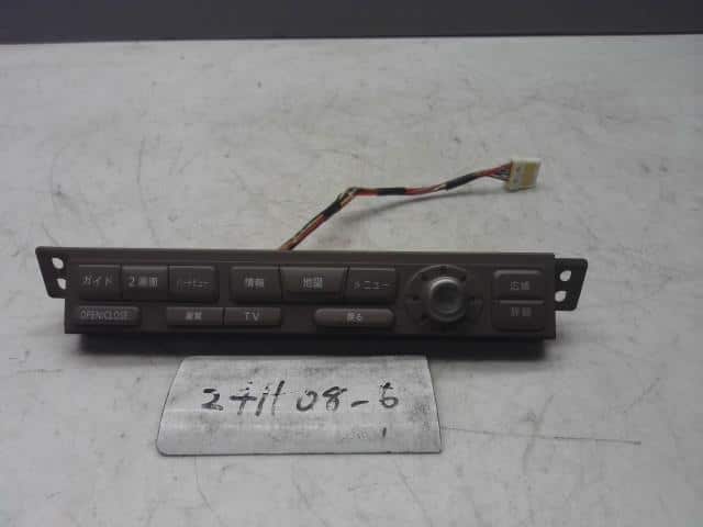 最も信頼できる Used]Wingroad WRY11 fuse box [6472123] - BE FORWARD Auto Parts ウェア