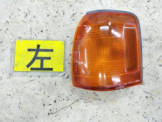 Used]1UPJ-14881162] Hilux Surf (KDN185W) Left blinker lens