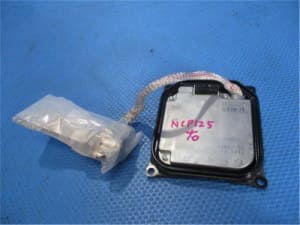 HID Control Unit TOYOTA Ractis 2010 DBA-NCP125 8110752C70 (PA85529056) 