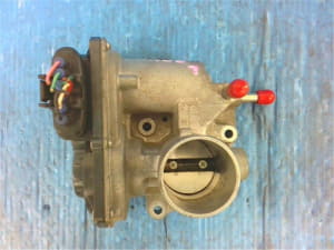 Throttle Body TOYOTA Passo 2015 DBA-KGC30 22030B1020 (PA115238348) 