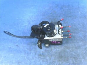 ABS Control Module MAZDA Verisa 2011 DBA-DC5R D5Y5437A0A (PA115328369) 