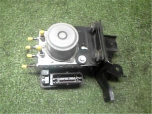 ABS Control Module NISSAN Serena 2017 DAA-GFC27 (PA115336303) 